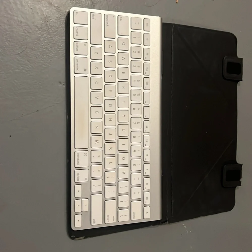 Wireless Keyboard for apple iPad